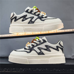 Zapatos de Skateboarding de Cuero para Hombre 2025, Zapatos Casuales con Suela Gruesa, Zapatos Planos de Lona Transpirables para Jóvenes que Aumentan la Altura - Product Image 4