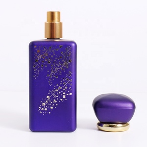 Flacone di Profumo Rettangolare in Vetro Colorato <span class=keywords><strong>Rosa</strong></span> da 50ml di Alta Qualità con Tappo a Vite e Stampa Serigrafica Dorata - Product Image 5
