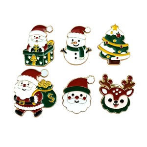 Pins en émail doux à thème de Noël, badges en métal mignons de rennes et de bonhommes de neige de dessin animé - Product Image 1