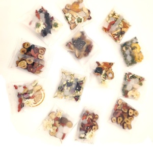 Thé aux fleurs mélangées traditionnel chinois sain : <span class=keywords><strong>boutons</strong></span> <span class=keywords><strong>de</strong></span> rose rouge, chrysanthème, baies <span class=keywords><strong>de</strong></span> goji rouges, jujube - Product Image 6