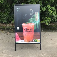 Panneau publicitaire pliable à cadre en A, robuste, 24x36 pouces, pour trottoirs.