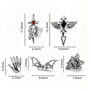 Pendientes de titanio G23 con diseño de cruz gótica punk y espada, aretes de titanio de grado implante con rosca interna para labret y <span class=keywords><strong>piercing</strong></span> de <span class=keywords><strong>labio</strong></span>. - Product Image 6