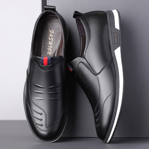 Men's Leather Loafers Black Soft Sole Business Casual Shoes Office Wear Flat <b>Heel</b> British Style Dress Shoes - Product Image 1