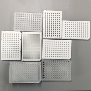 แผ่น PCR ยี่ห้อ Yongyue สำหรับการตรวจวิเคราะห์ทางการแพทย์ แบบ 96 หลุม และ 384 หลุม ขนาด 0.2 มล. แบบก้นแบน ทรงสี่เหลี่ยม ไม่มีขอบ สำหรับใช้ในห้องปฏิบัติการ - Product Image 1