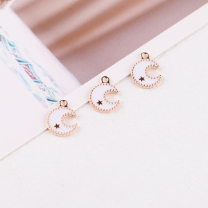 Colgantes de aleación de luna creciente y estrella para accesorios de joyería DIY, en colores blanco, negro, rosa y azul, de aleación de zinc, unisex, a la moda. - Product Image 4
