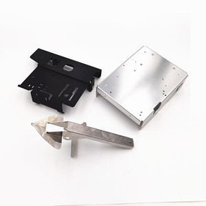 Pièces usinées CNC de haute qualité en aluminium et acier inoxydable pour l'automobile, usinage de précision OEM - Product Image 1