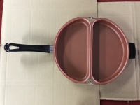 Pochoir à œufs antiadhésif en aluminium avec 4 tasses antiadhésives Poêle à œufs