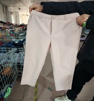 Pakaian Bekas Celana Kasual Wanita 38Kg Kemasan Besar, Laris Manis, Terjangkau untuk Pemakaian Sehari-hari