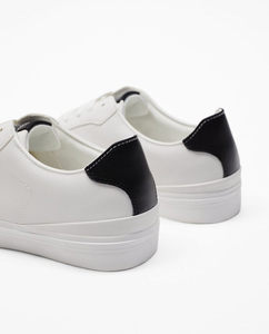 Mychonly Nouvelles baskets blanches pour hommes, minimalistes, à semelle plate en caoutchouc blanc, tige en microfibre, chaussures de <span class=keywords><strong>skateboard</strong></span> - Product Image 3