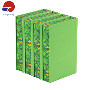 Livre de <span class=keywords><strong>roman</strong></span> magique auto-édité en couverture rigide <span class=keywords><strong>pour</strong></span> <span class=keywords><strong>adolescents</strong></span>, avec tranche colorée, service d'impression personnalisé sur carton - Product Image 3