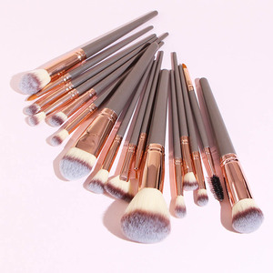 Meilleur Kit <span class=keywords><strong>de</strong></span> <span class=keywords><strong>Pinceaux</strong></span> <span class=keywords><strong>de</strong></span> <span class=keywords><strong>Maquillage</strong></span> Doux <span class=keywords><strong>et</strong></span> <span class=keywords><strong>de</strong></span> <span class=keywords><strong>Qualité</strong></span> à Prix Abordable, Fournisseurs <span class=keywords><strong>de</strong></span> Kits Cosmétiques Personnalisés avec Logo, Ensemble <span class=keywords><strong>de</strong></span> 16 <span class=keywords><strong>Pinceaux</strong></span> <span class=keywords><strong>de</strong></span> <span class=keywords><strong>Maquillage</strong></span> Professionnels Noirs en Gros - Product Image 3