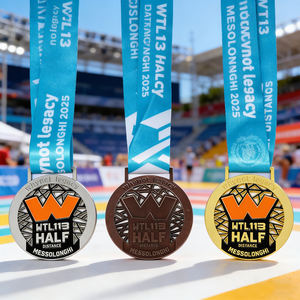 Médailles et récompenses personnalisées OEM/ODM, émail souple, design personnalisé et échantillon gratuit, médailles à design ajouré - Product Image 1