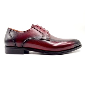 Chaussures italiennes en cuir véritable marron brillant de haute qualité, à enfiler, confortables et légères pour le printemps, usage quotidien professionnel, chaussures de mariage pour l'automne - Product Image 1