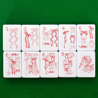 Tapis de Mahjong Portable de Luxe en Acrylique Rayé Bleu Personnalisé pour le Divertissement - Blocs à 2 Couches de 30 mm