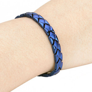 Pulsera de Cadena Magnética con <span class=keywords><strong>Iones</strong></span> <span class=keywords><strong>Negativos</strong></span> de Germanio, Bio Magnética, de Color Azul Clásico, Ajustable, <span class=keywords><strong>para</strong></span> la Salud - Product Image 4
