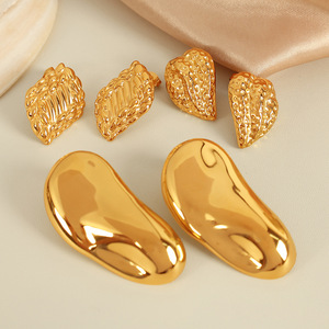 Fashion Stud <b>Earrings</b> Gold Heart Shaped Zinc Alloy Stainless Steel <b>Post</b> EH604 EH605 EH606 - Product Image 1