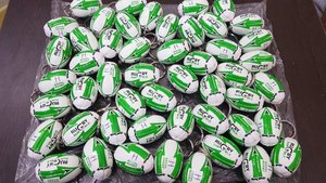 ชุดตะขอเกี่ยวพวงกุญแจลูกบอลรักบี้แบบ2024ชุดยางทนทานสำหรับกุญแจและกระเป๋า - Product Image 6