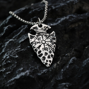 Men's <b>Titanium</b> Steel Arrow Pendant Necklace With Viking Compass Symbol Geometric Design For Fashion Jewelry - Product Image 4