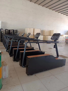 Machine de surf intérieure de haute qualité pour l'entraînement de fitness en salle de sport La construction en métal améliore l'équilibre du corps Équipement de surf commercial - Product Image 5