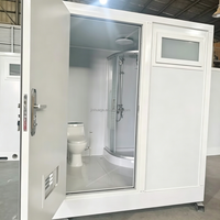 Toilettes portables conteneurs, structure en acier, avec lavabo, douche et toilettes intégrées