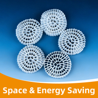 Support de filtration MBBR en HDPE vierge à biofilm rapide 0,94-0,97 g/cm³ pour le traitement des eaux en aquaculture