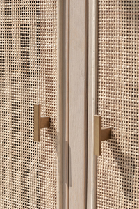Vitrina de Esquina de Ratán y Roble Orgánico Estilo Boho Antiguo para Sala de Estar, Mueble de Ratán, Mueble de Almacenamiento Arqueado - Product Image 3