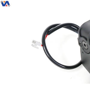 El último éxito de ventas de 2025 6W LED Faro de bicicleta-Super brillante, duradero y fácil de instalar adecuado para la mayoría de los scooters - Product Image 2