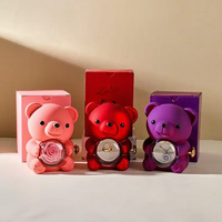Coffret Cadeau Saint-Valentin Bestseller : Ours en Peluche Câlin, Boîte à Bijoux Surprise avec Rose et Fleurs de Savon