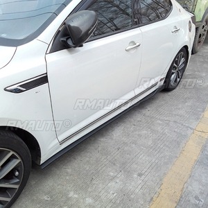 Kit de carrocería completo para Kia K5 2011-2015: Labio de parachoques delantero, faldones laterales, alerón, divisor, difusor y esquinas traseras. Accesorios para coche. - Product Image 4