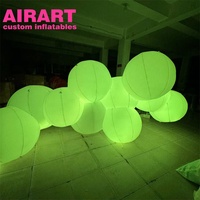 Décoration suspendue lumineuse LED, modèle de nuage blanc gonflable, ballon nuage géant gonflable