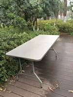 Plateau pliable en plastique, 4 pieds, de couleur noire, nouveau,