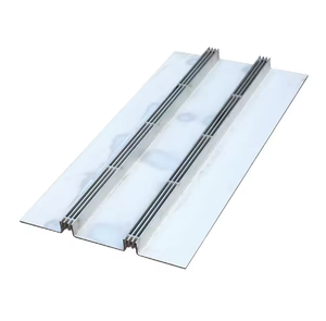 Drains linéaires en acier inoxydable de qualité supérieure, en forme de U, pour aménagement paysager et allées - Product Image 1