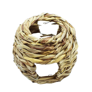 Casa de hierba para conejos, conejillos de indias, chinchillas y juguete natural - Product Image 1