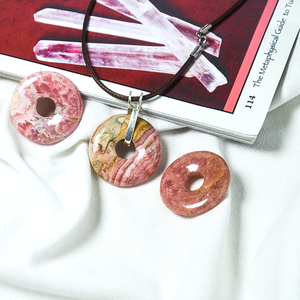 Ada จี้โดนัทธรรมชาติ rhodochrosite, สร้อยคอคริสตัลเคลือบเงาน้ำ30มม. สำหรับผู้ชายผู้หญิงความมั่งคั่ง - Product Image 3