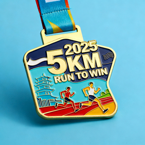 Medallas Deportivas Personalizadas de Oro Metálico Resistentes al Agua para Kickboxing, Taekwondo y Karate con Cinta Personalizada - Product Image 1