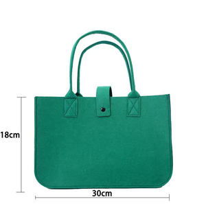Op maat bedrukte logo dames vilten tas fabriek promotie dames handtas cartoon boodschappentas cadeau tas - Product Image 4