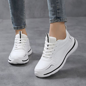 Scarpe da ginnastica bianche alla moda da <span class=keywords><strong>donna</strong></span> scarpe sportive in <span class=keywords><strong>pelle</strong></span> sintetica scarpe Casual da <span class=keywords><strong>donna</strong></span> comode da <span class=keywords><strong>donna</strong></span> traspiranti <span class=keywords><strong>Sneakers</strong></span> - Product Image 1