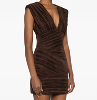 Robe mini plissée texturée marron pour femme, col en V, sans manches, coupe droite, élégante, sexy, pour le printemps, les fêtes, le bureau, le quotidien