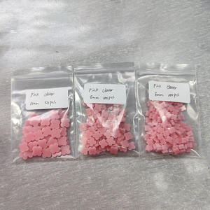 Gemas sueltas de trébol de cuatro hojas rosa sintético y turquesa para la fabricación de joyas, collares y pulseras. - Product Image 6