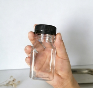 Bouteilles de jus en plastique de 2 oz en gros avec bouchons, <span class=keywords><strong>mini</strong></span>-contenants réutilisables en plastique de 4 oz pour jus, lait, eau - Product Image 2