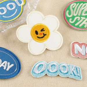 Parche Adhesivo con Frases Divertidas, Bonitas y Motivos de Dibujos Animados para Decoración - Product Image 5