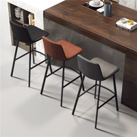 Tabourets de bar en cuir de luxe, chaise haute moderne en métal noir pour villa, restaurant, cuisine