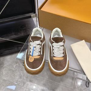 Zapatos Deportivos de Piel Genuina de Alta Calidad, Diseño de Marca, Hechos a Medida, con Suela Gruesa, Antiolor, Clásicos de Lujo - Product Image 1