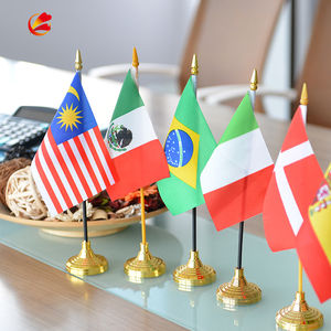 حامل علم طاولة ذهبي اللون لأعلام الدول المختلفة للترويج - Product Image 4