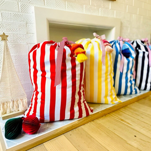 Sac de rangement personnalisé pour Noël, sac de Noël à rayures verticales personnalisées, sac en toile de Père Noël avec pompon coloré - Product Image 3