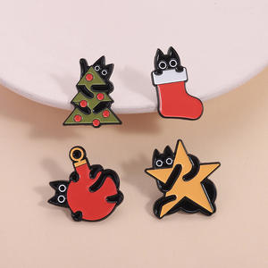 Broche chat noir <span class=keywords><strong>de</strong></span> Noël en gros créatif bas <span class=keywords><strong>de</strong></span> Noël étoile boule émail broche cadeau <span class=keywords><strong>de</strong></span> vacances - Product Image 6