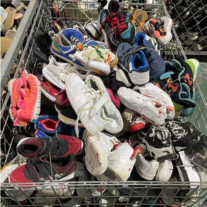 2025 Prix de dédouanement Chaussures d'occasion <span class=keywords><strong>pas</strong></span> chères en stock Chaussures d'occasion de marque en ballots Chaussures pour femmes d'occasion à vendre - Product Image 3