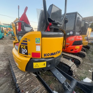 รถขุดขนาดเล็ก Komatsu PC30 มือสอง 3 ตัน ทนทานและทรงพลัง รถขุดตีนตะขาบขนาดเล็ก เหมาะสำหรับงานเกษตรและงานบ้าน - Product Image 4