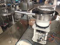 Machine de remplissage et de bouchage pour colle cyanoacrylate 502 super instantanée