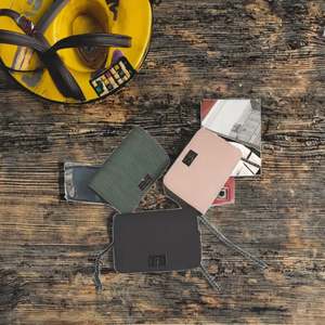 Juego de 3 Piezas de Bolsos de Mano de Mujer de Lujo con Diseño de Piedras en Charol, Bolsos de Hombro para Mujer, Venta al por Mayor - Product Image 3